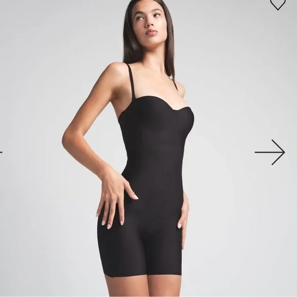 SKIMS BODY ZONED UNDERWIRE MID THIGH BODYSUIT- ONYX NWT